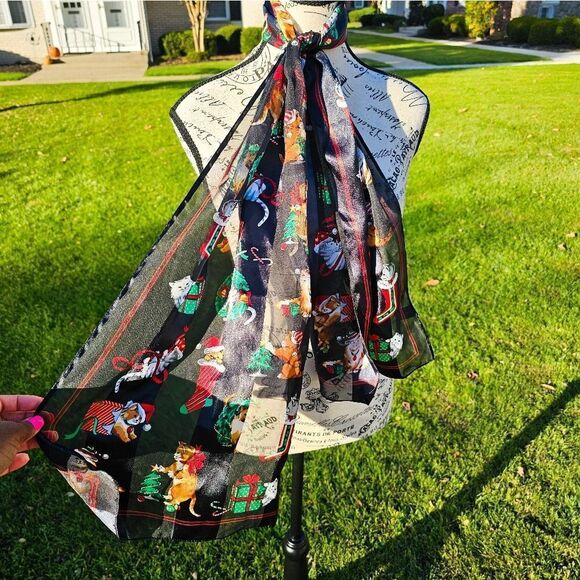 VTG Set Of 2 Festive Cats Ornament Print Oblong Holiday Theme Scarves. - Picture 10 of 15